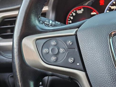 Used 2020 GMC Acadia Denali image 16