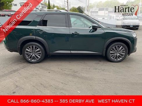 Certified 2024 Nissan Pathfinder SL w/ SL Premium Package AWD/4WD image 6