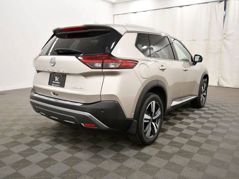 Used 2023 Nissan Rogue SL w/ SL Premium Package AWD/4WD image 8