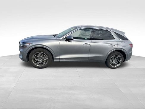 Used 2025 Genesis GV70 2.5T AWD/4WD image 2