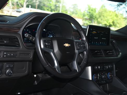 Used 2023 Chevrolet Tahoe LT RWD image 8