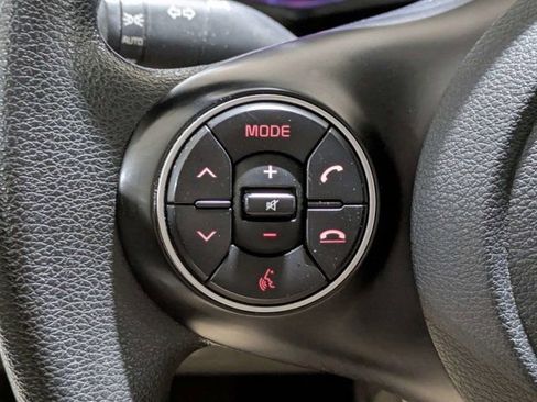 Used 2020 Kia Soul LX FWD image 24
