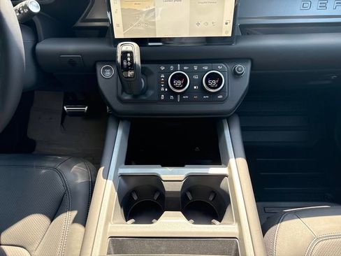 New 2025 Land Rover Defender 110 V8 image 24