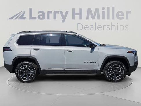New 2026 Jeep Cherokee Limited AWD/4WD image 6