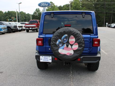 Used 2020 Jeep Wrangler Unlimited Sahara w/ Safety Group AWD/4WD image 7