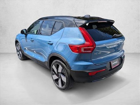 Certified 2023 Volvo XC40 Recharge Ultimate AWD/4WD image 8
