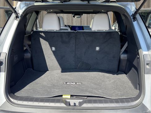 Used 2025 Lexus TX 350 AWD image 39