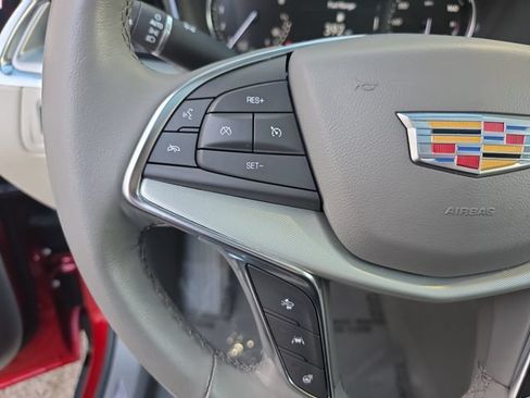 Certified 2023 Cadillac XT5 Premium Luxury w/ LPO, Floor Liner Package AWD/4WD image 17