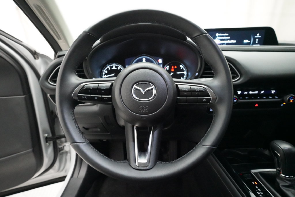 Certified 2025 MAZDA CX-30 AWD 2.5 S w/ Select Sport Pkg image 4