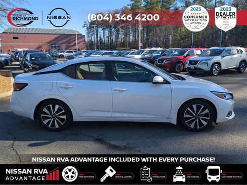Used 2021 Nissan Sentra SV w/ SV Premium Package image 4