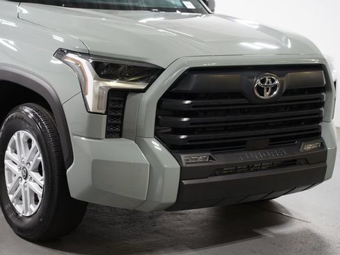Certified 2025 Toyota Tundra SR5 w/ SR5 Premium Package RWD image 4
