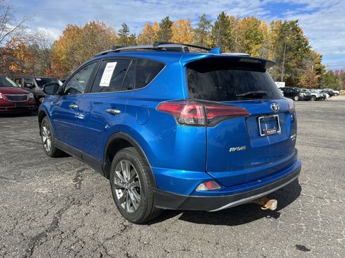 Used 2017 Toyota RAV4 Limited image 6