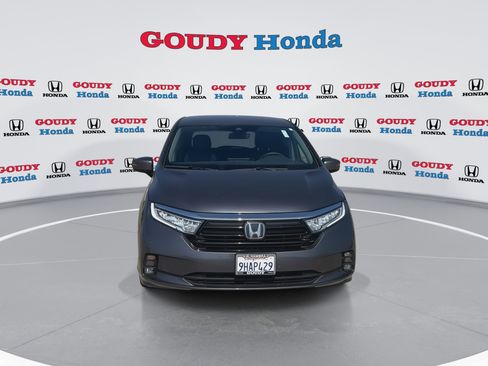 Used 2023 Honda Odyssey EX image 3