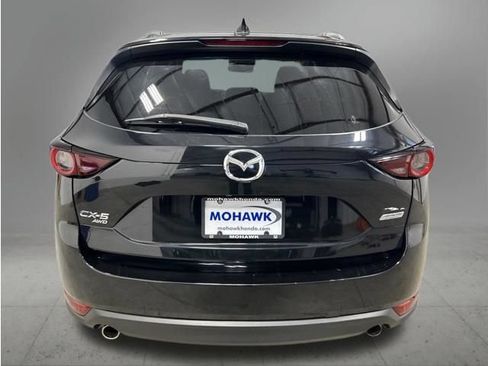 Used 2018 MAZDA CX-5 Touring w/ Preferred Equipment Package AWD/4WD image 4