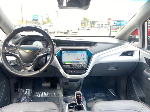 Used 2020 Chevrolet Bolt Premier w/ Infotainment Package FWD image 12