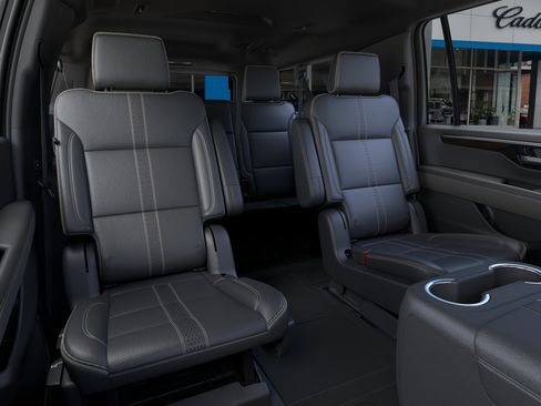 New 2026 Chevrolet Suburban High Country w/ Sun And Tow Package AWD/4WD image 41