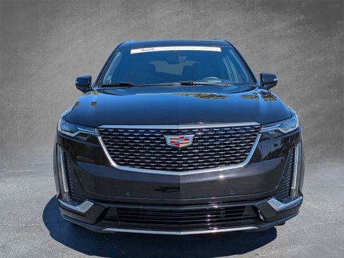 Certified 2024 Cadillac XT6 Premium Luxury w/ Technology Package image 8