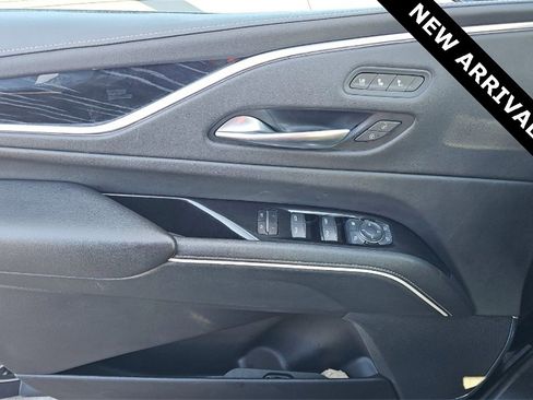 Used 2023 Cadillac Escalade ESV Sport image 8