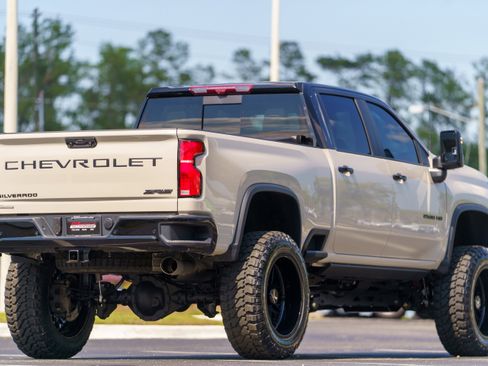 Used 2026 Chevrolet Silverado 2500 ZR2 w/ LPO, Dark Essentials Package AWD/4WD image 45
