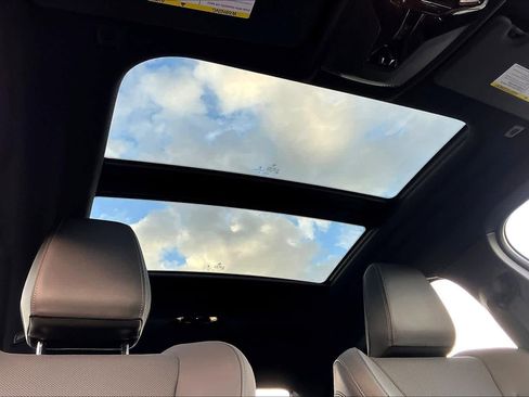 Used 2025 BMW M235i xDrive w/ Premium Package image 25