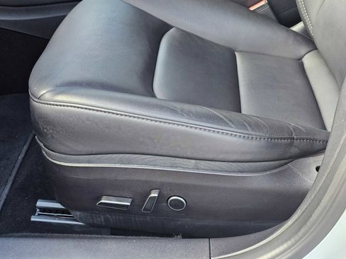 Used 2022 Tesla Model 3 Long Range image 24