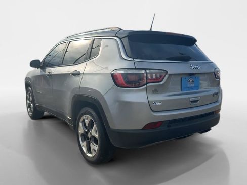 Used 2019 Jeep Compass Limited FWD image 3