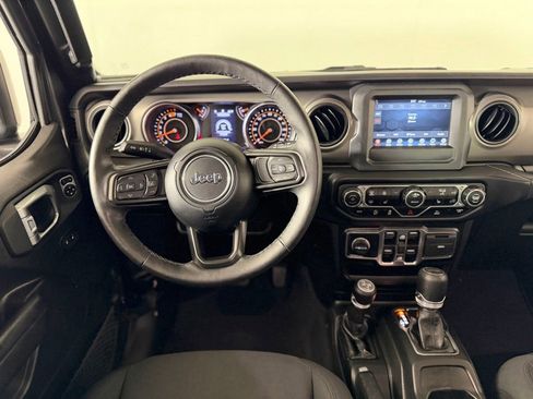 Used 2022 Jeep Wrangler Unlimited Sport AWD/4WD image 14