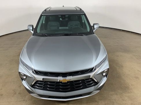 Used 2023 Chevrolet Blazer LT AWD/4WD image 4