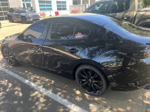 Used 2024 MAZDA MAZDA3 s FWD image 3