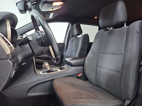 Used 2017 Jeep Grand Cherokee Laredo w/ Quick Order Package 23E image 16