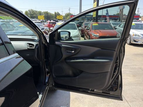 Used 2020 Nissan Murano SL w/ Moonroof Package FWD image 28