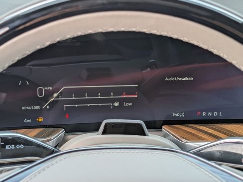 New 2026 Cadillac Escalade ESV Platinum Sport w/ LPO, ONYX Package image 26