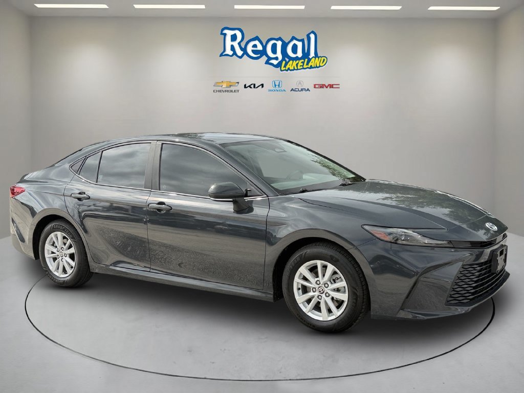 Used 2025 Toyota Camry LE FWD image 1