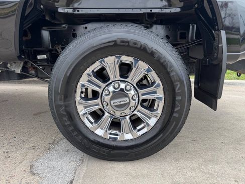 Used 2018 Ford F250 Lariat w/ Chrome Package AWD/4WD image 9