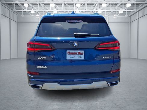 Used 2022 BMW X5 xDrive40i w/ Premium Package AWD/4WD image 4