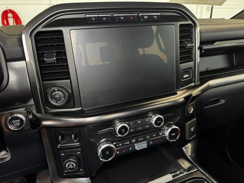 Used 2023 Ford F150 Lariat w/ Equipment Group 502A High AWD/4WD image 19