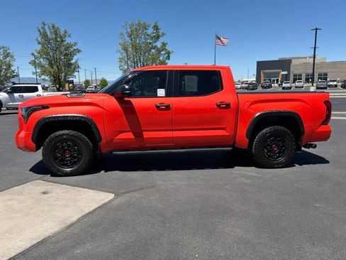 Used 2022 Toyota Tundra Limited AWD/4WD image 10