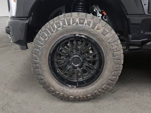 Used 2026 Ford F350 Platinum AWD/4WD image 9