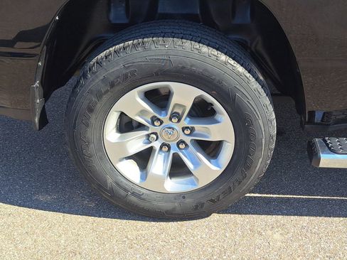 Used 2023 RAM 1500 Laramie image 5