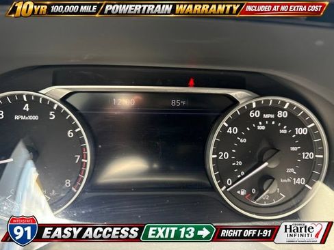 Used 2023 Nissan Pathfinder SL w/ SL Premium Package AWD/4WD image 16