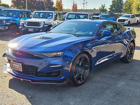 Used 2022 Chevrolet Camaro SS image 3