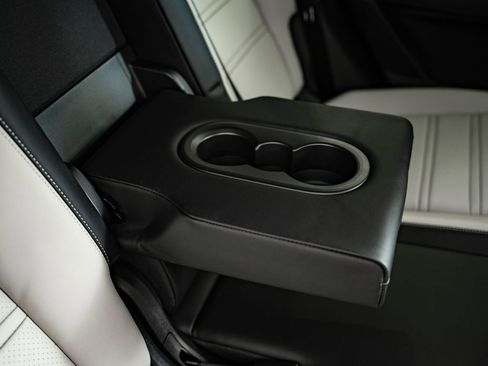 New 2026 Porsche Cayenne AWD/4WD image 44