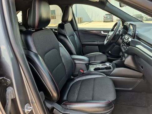 Used 2025 Ford Escape ST-Line FWD image 26
