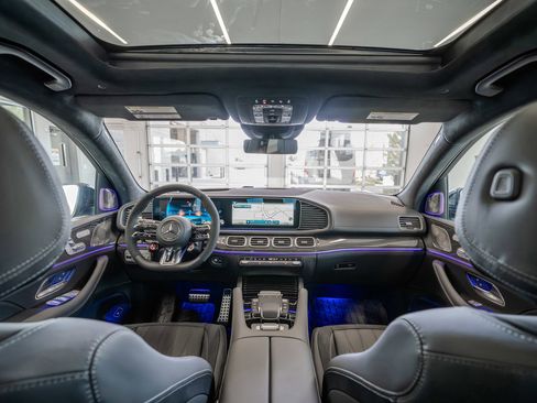 New 2026 Mercedes-Benz GLS 63 AMG 4MATIC image 27