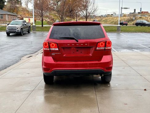 Used 2019 Dodge Journey SE w/ Blacktop Package image 8