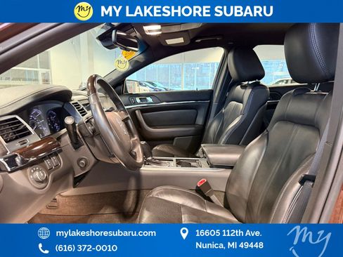 Used 2012 Lincoln MKS image 10