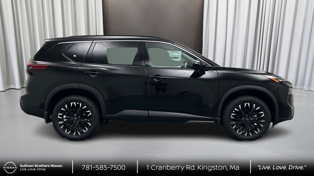 New 2026 Nissan Rogue Dark Armor AWD/4WD image 4