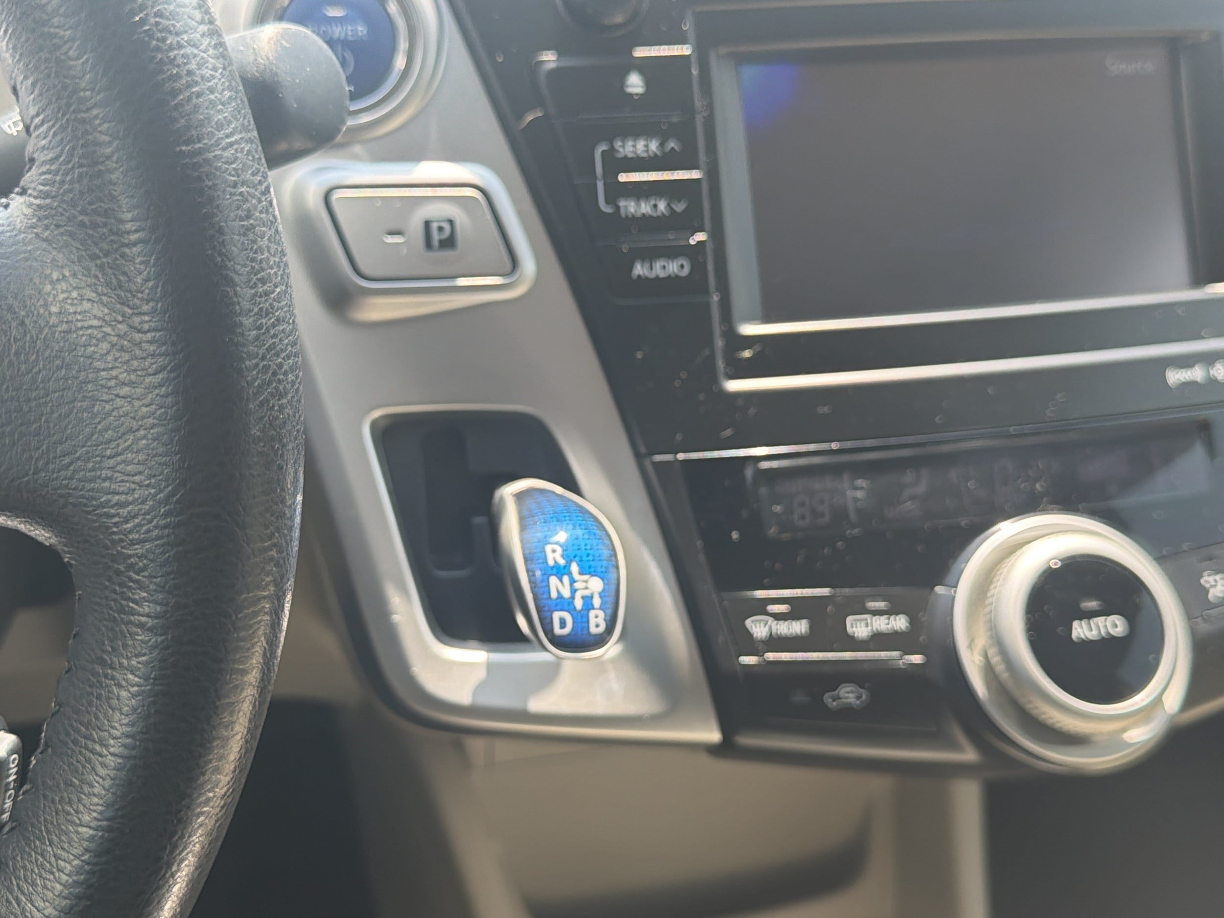 Used 2013 Toyota Prius V Five FWD image 27