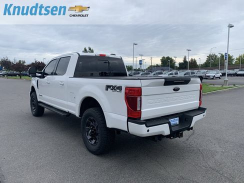 Used 2022 Ford F350 Lariat w/ Black Appearance Package AWD/4WD image 5
