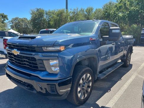 Used 2024 Chevrolet Silverado 2500 Custom w/ Custom Value Package AWD/4WD image 6